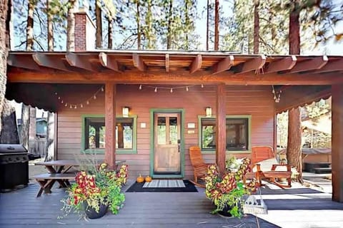 Cabin, 2 Bedrooms | Exterior