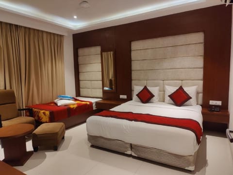 Premium bedding, memory foam beds, desk, laptop workspace