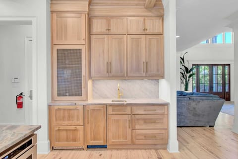 House (Multiple Bedrooms) | Interior