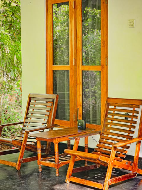 Deluxe Room | Terrace/patio