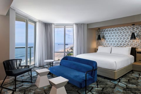 Suite, 1 Bedroom, Balcony, Oceanfront (Oceanfront) | Premium bedding, pillowtop beds, in-room safe, laptop workspace