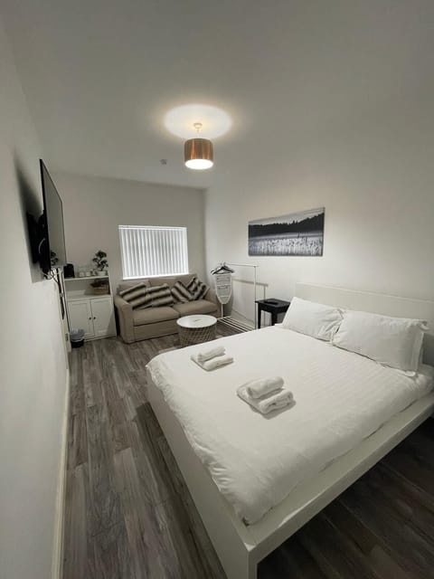 Quadruple Room (Room 1) | Bed sheets