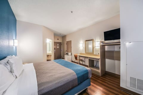 Desk, laptop workspace, blackout drapes, free WiFi