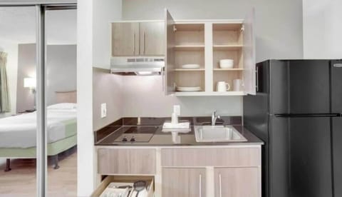 Fridge, microwave, coffee/tea maker