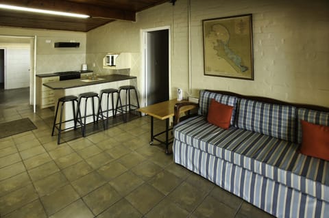 Comfort House | Living area | Fireplace