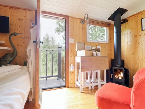 1 bedroom, individually decorated, individually furnished, free WiFi