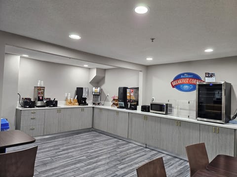 Free daily continental breakfast