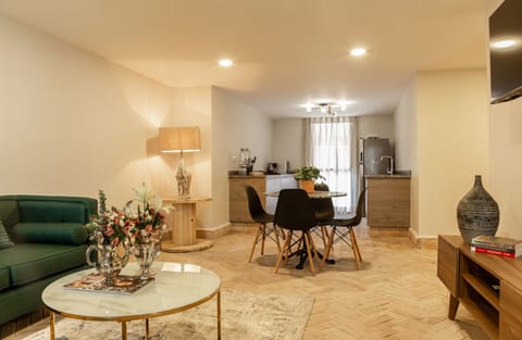 Deluxe Apartment, 2 Bedrooms, Kitchen, City View | Living area | 40-inch Smart TV with cable channels