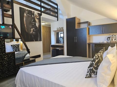 Family Suite | Premium bedding, memory foam beds, individually decorated