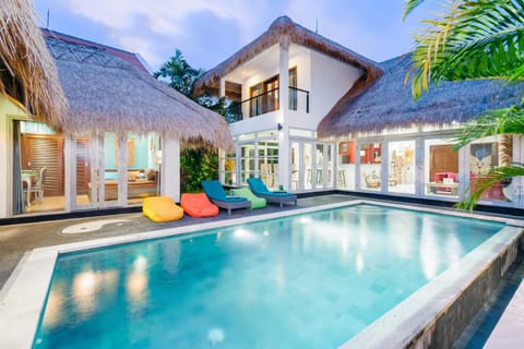 Basic Villa | Pool | Outdoor pool