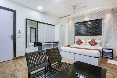 Family Room | Egyptian cotton sheets, premium bedding, in-room safe, soundproofing