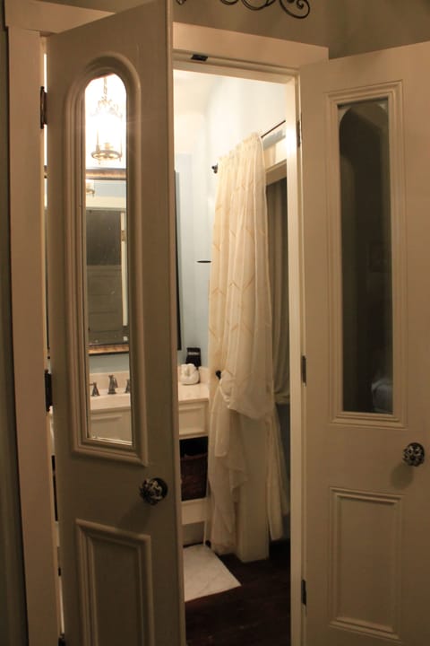 Single Room, 1 King Bed, Private Bathroom (Old New Orleans) | Bathroom | Hair dryer, towels, soap, toilet paper
