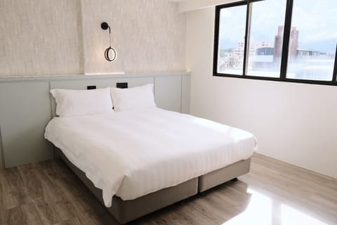Superior Double Room, 1 Double Bed | Hypo-allergenic bedding, soundproofing, free WiFi, bed sheets
