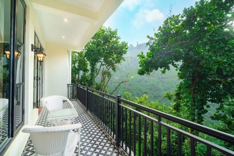 Luxury Suite | Balcony view