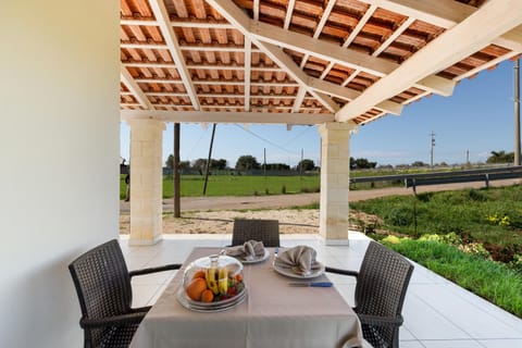 Studio | Terrace/patio