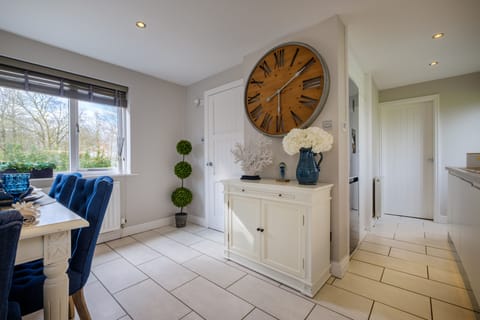 Fridge, dishwasher, electric kettle, toaster