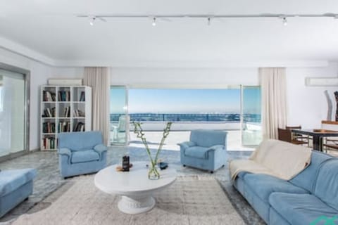 House | 6 bedrooms