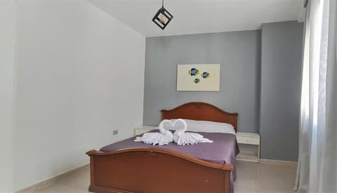 Classic House, 2 Bedrooms, Kitchen | Free WiFi