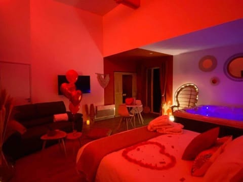 Luxury Loft | 1 bedroom, soundproofing, free WiFi