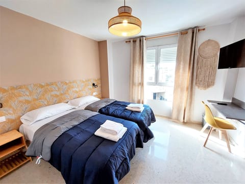 Comfort Twin Room, Shared Bathroom | Select Comfort beds, minibar, individually decorated