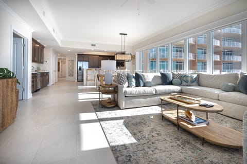 Condo, 4 Bedrooms | Living area