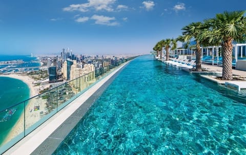2 outdoor pools
