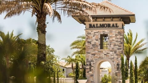 Condo, 3 Bedrooms | Front of property