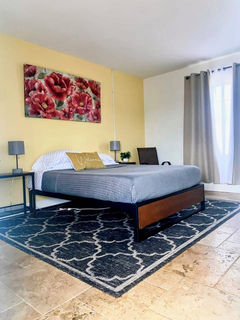 Comfort Single Room | Free WiFi, bed sheets