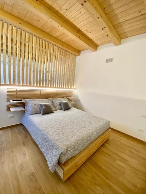 Standard Double Room | Soundproofing