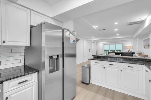 House, Multiple Beds (Serenity By The Sea) | Interior