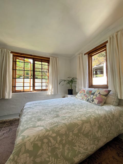 Basic Twin Room | Free WiFi