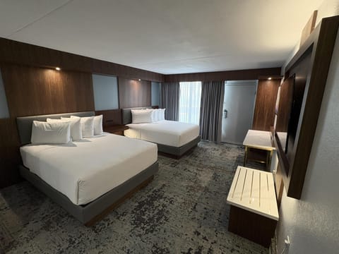 Standard Room, 2 Queen Beds, Non Smoking, Poolside | In-room safe, desk, laptop workspace, free WiFi