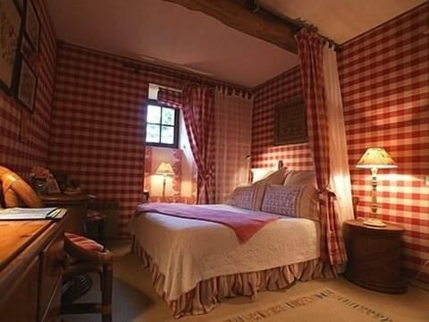 Standard Double Room | Desk, free cribs/infant beds, free WiFi