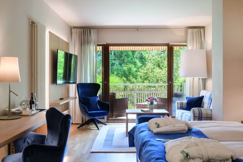 Junior Double Room, Balcony | Hypo-allergenic bedding, Select Comfort beds, minibar, in-room safe