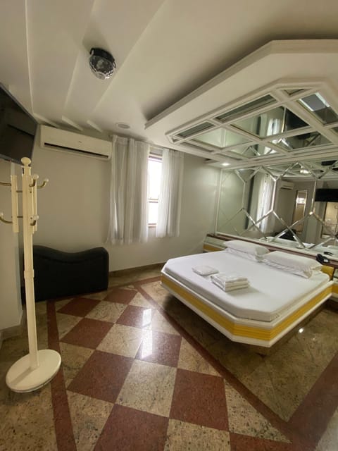 Deluxe Double or Twin Room | Free WiFi, bed sheets