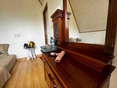 Standard Suite | 1 bedroom, laptop workspace, free WiFi, bed sheets