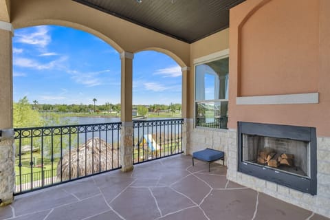 House, 4 Bedrooms | Property grounds