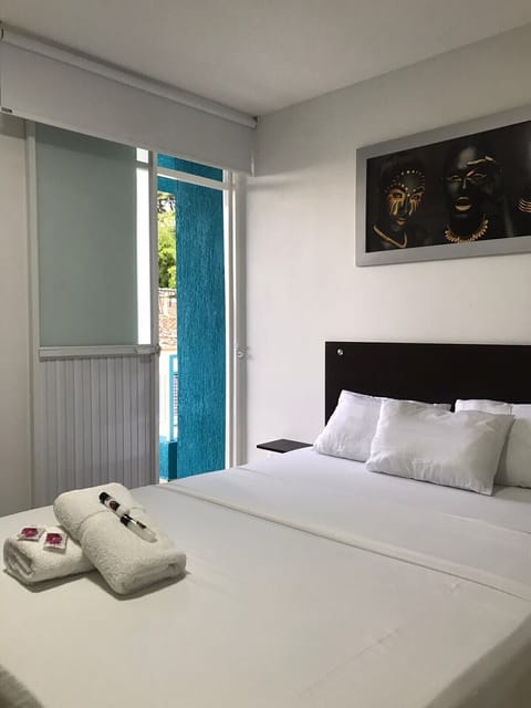 Standard Double Room | Desk, laptop workspace, free WiFi