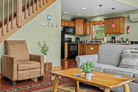 House (Multiple Bedrooms) | Interior