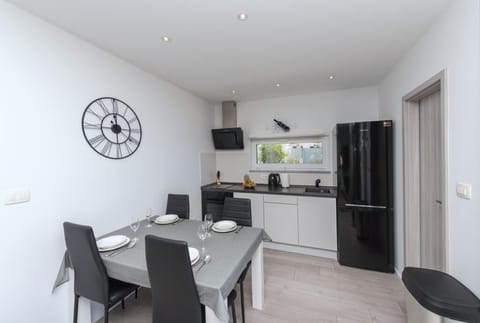 Villa, Sea View | Private kitchen | Electric kettle