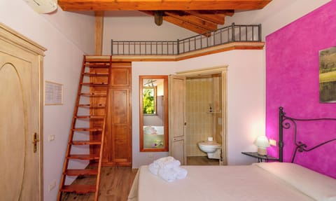 Deluxe Double Room | Desk, soundproofing, free WiFi