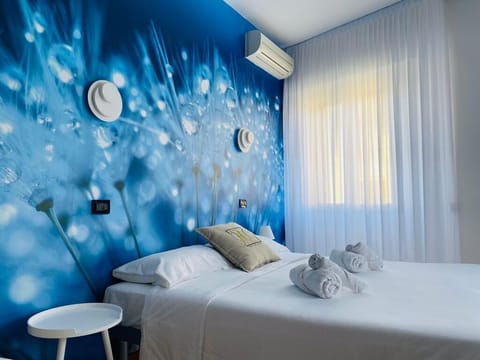 Standard Double or Twin Room | Minibar, in-room safe, desk, laptop workspace