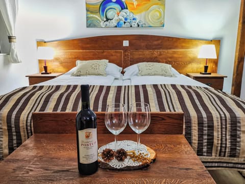 Minibar, in-room safe, desk, soundproofing