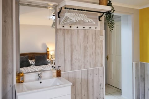 Family Suite, Non Smoking, Connecting Rooms, Pet Friendly | Individually decorated, individually furnished, blackout drapes