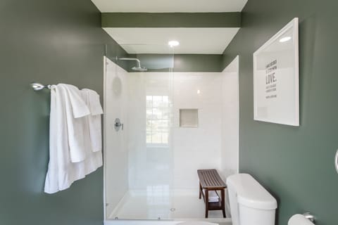 Standard Studio Suite, Non Smoking | Individually decorated, individually furnished, desk, laptop workspace