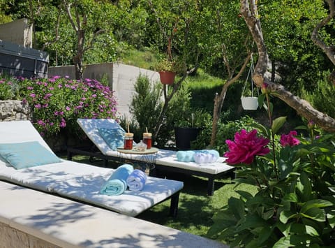 House (Three Bedroom Holiday Home) | Terrace/patio