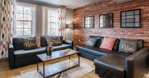 Apartment | 5 bedrooms, iron/ironing board