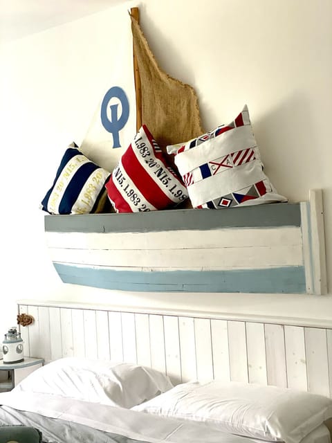 Standard Room, Multiple Beds | Down comforters, free WiFi