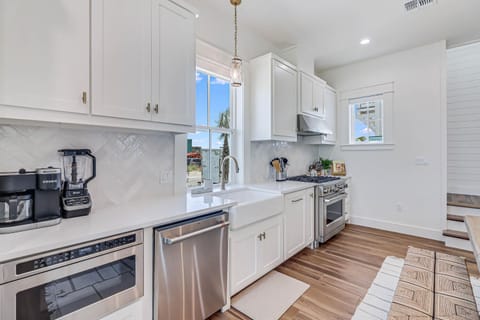 Cottage (2 Bedrooms) | Interior