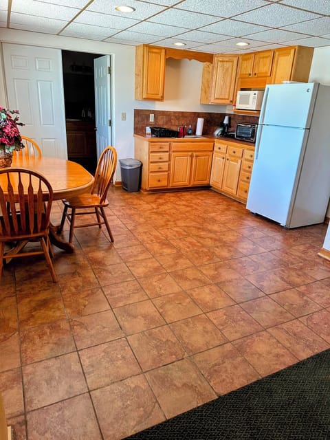 Suite | In-room dining